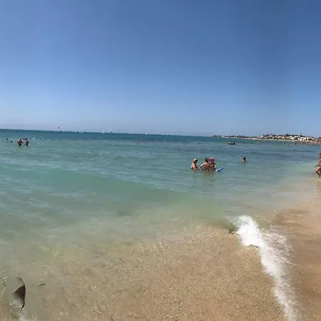 30 Passi Dalla * Villaggio Azzurro